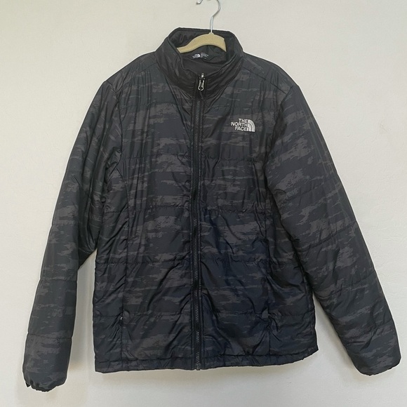 Men’s The North Face Camo style insulated jacket - Picture 1 of 7